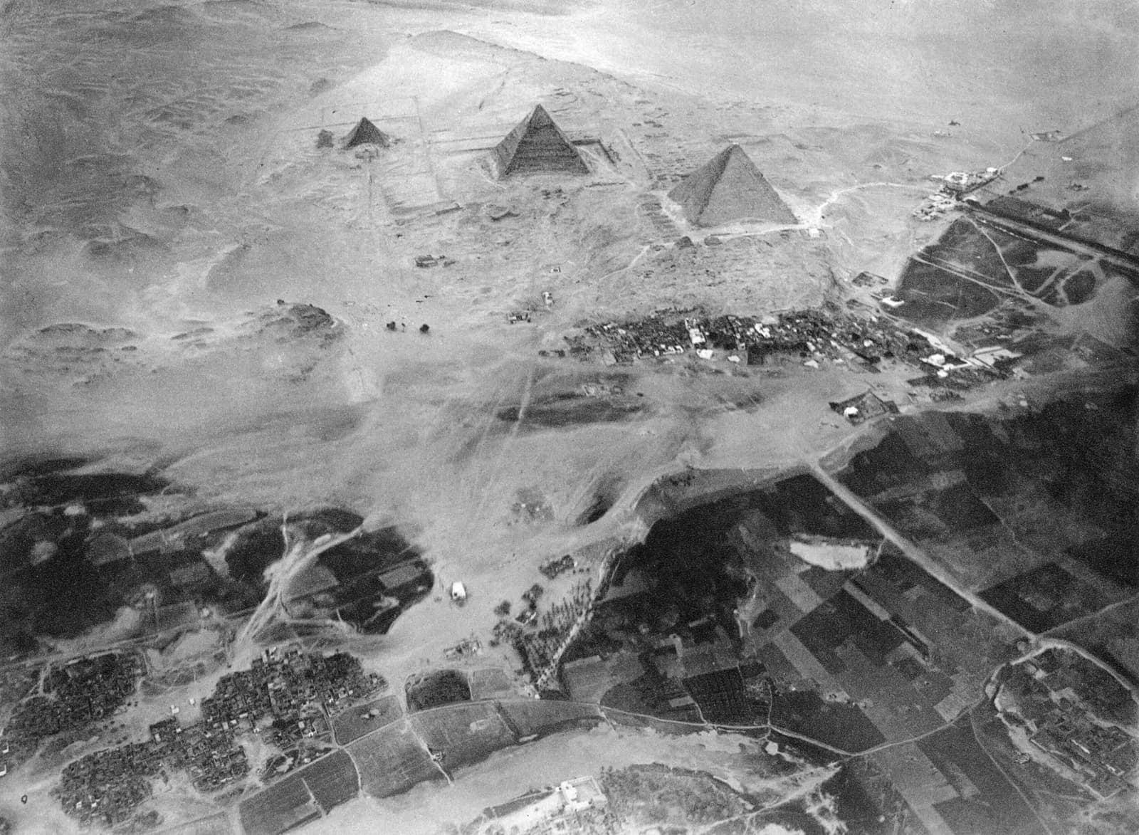 Cairo & Pyramids Bus Tour from Hurghada